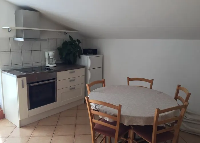 Liveric Appartement Vir